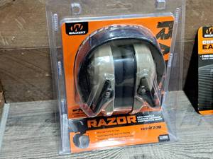 lot 1225 image: Walkers Razor 27dB NRR Earmuffs