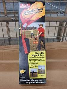lot 1192 image: MTM Case-Guard EZ-Double Throw Clay Target Thrower