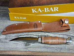 lot 1264 image: Ka-Bar 9 Knife with Leathe Sheath
