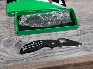 lot 1280 image: Byrd 3-Blade Folding Knife