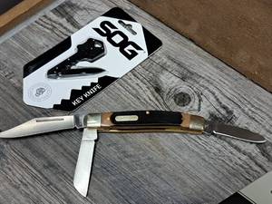 lot 1281 image: Lot of (2) Knives - Old Timer Pocket Knife, SOG Key Knife
