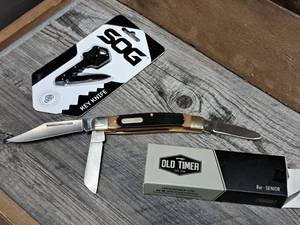 lot 1282 image: Lot of (2) Knives - Old Timer Pocket Knife, SOG Key Knife