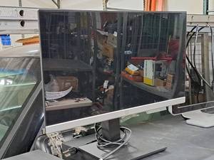 lot 1358 image: HP 23.8 24mh Display