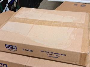 lot 1383 image: Uline Die Cut Handle Bags S-7632BL 500-count 1.5-milx12x15