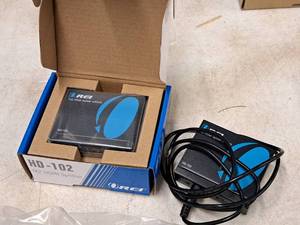 lot 1368 image: Lot of (2) REI 1x2 HDMI Splitters HD-102