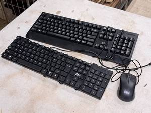 lot 1364 image: Lot of (3) Computer Accessories - (2) Wired Keyboards, (1) Bt Wires Mouse