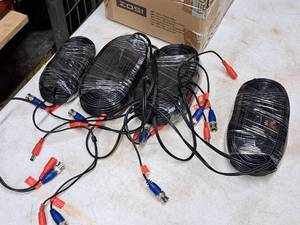 lot 1362 image: Lot of (4) BNC Video  Power Cable