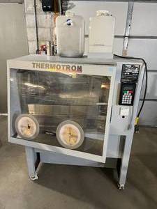 WOW MSRP $12,000 Thermotron CDS-5 Environmentally Controlled Cytogenetic Drying Test Chamber - In Great Working Condition Guaranteed To Work