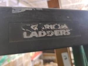 Fiberglass Mid-height painting ladder