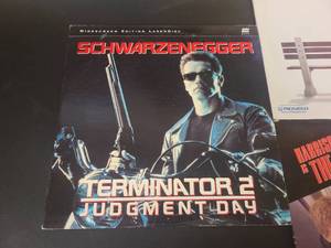 5 Vintage Laser Disc Movies Feat. Terminator 2