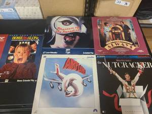 5 Vintage Laser Disc Movies Feat. Home Alone