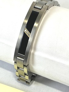 lot 13 image: Titanium w Onyx Mens Bracelet ($615 MSRP)