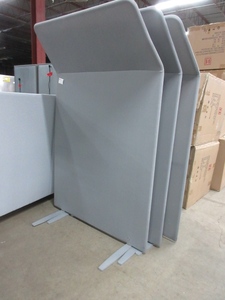 lot 302 image: FABRIC PRIVACY SCREENS