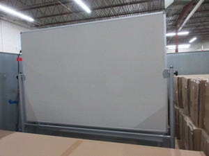 lot 306 image: BEST RITE PRODUCTS ROLLING TACK BOARDWHITE BOARD