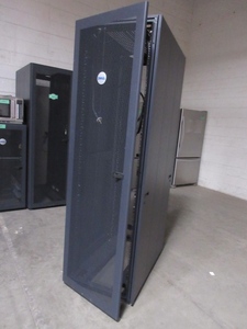 lot 361 image: DELL SERVER RACK