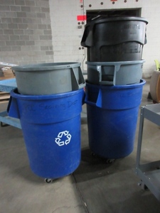 lot 403 image: LARGE HARD RUBBER TRASH CANS