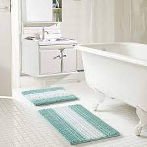 lot 53 image: Essential Spa 2-piece Chenille Loop Noodle Bath Rug- Teal