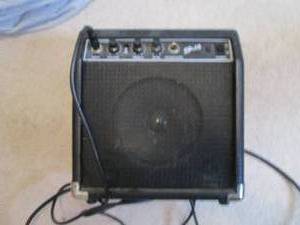 Fender SP-10 electric guitar Amp...