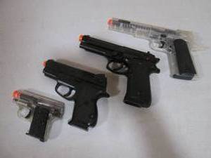 Beretta and Colt Airsoft Handgun lot
