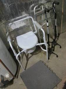 Assorted lot of medical aids...