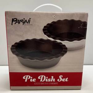 lot 2 image: Parini Cookware Pie Dish Set