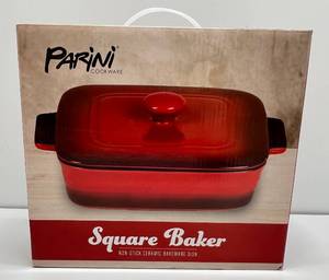 lot 72 image: Parini Cookware Square Baker Non - Stick Ceramic Bakeware Dish