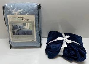 lot 88 image: Bella Rosso 3 Piece Reversible Coverlet Set (Queen Size) & Feece Blanket