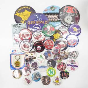 lot 37 image: Lot of Vintage Sports Pinbacks, Minnesota Twins, Vikings, Baseball & More