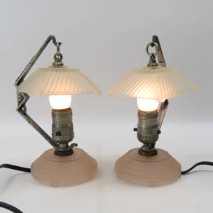 lot 58 image: Beautiful Pair of MCM Art Deco Small Lamps
