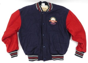 lot 105 image: Vintage Mens Louisville Slugger Original Baseball Jacket Medium Cooper Collections