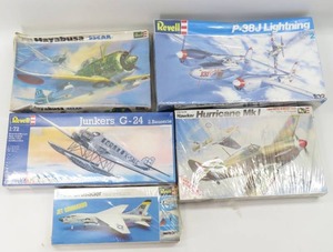 lot 136 image: Grouping of 5 Military Model Airplane Kits Sealed