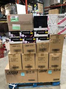 lot 33 image: Lot of Assorted Lighting Various Models and Conditions Customer Returns See Pictures