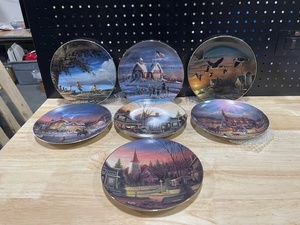 lot 35 image: Terry Redlin Plate Collection