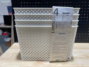 lot 41 image: Basketweave Bins Plastic 4 Count