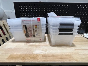lot 42 image: Buckle Up 12.9 Quart Storage Sets