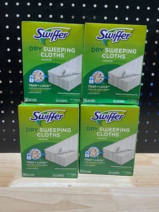 lot 58 image: Swiffer Dry Sweeping Cloths