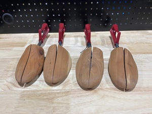 lot 61 image: Florsheim Shoe Travel Tree