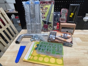 lot 113 image: Hand Tools and Hardware