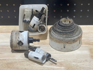 lot 121 image: Hole Saws