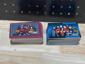 lot 102 image: Star Trek Trading Cards