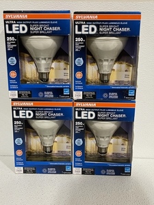 lot 90 image: LED Flood Lights