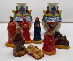 lot 46 image: 7 Miniature Nativity figures and 2 Vases