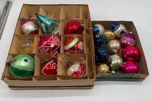 lot 61 image: Vintage Glass Christmas Ornaments