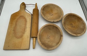 lot 63 image: Wood Bowls and Rolling Pin LOT