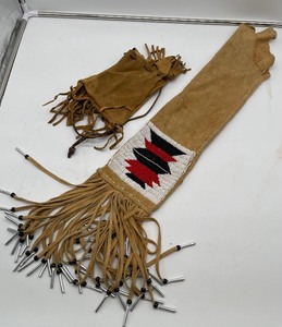 lot 68 image: Leather Beaded Fringe Medicine Bag and Leather Pouch