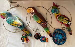 lot 85 image: Parrots and Cockatoo Made in Mexico Hanging Bird Decor