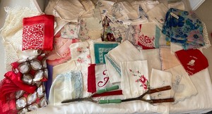 lot 86 image: Vintage Hankies and Scarves