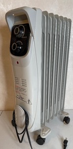 lot 88 image: Comfort Zone Oil Electric Heater