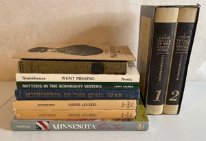 lot 100 image: LOT of 10 Vintage Books 