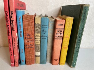 lot 108 image: LOT of 10 Vintage Hard Cover Books